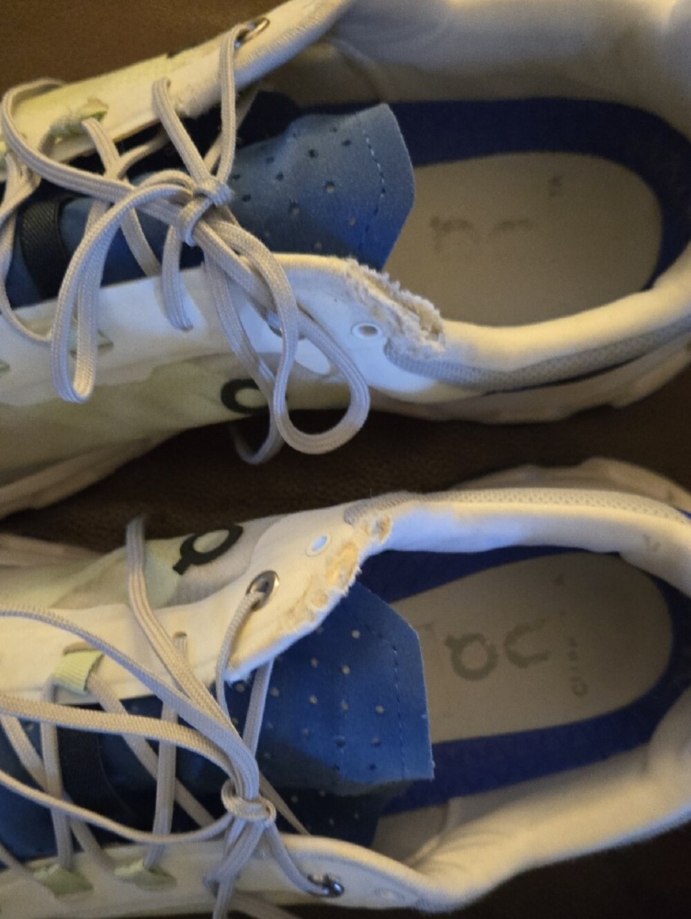 On Cloud Cloudtec Helion White Blue Running Shoe Men Sz 11 Clean Good Condition - Picture 5 of 12